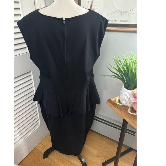 TORRID Womens Dress Black Faux Wrap Peplum Cocktail Coquette Workwear Stretch 20 - Picture 5 of 11
